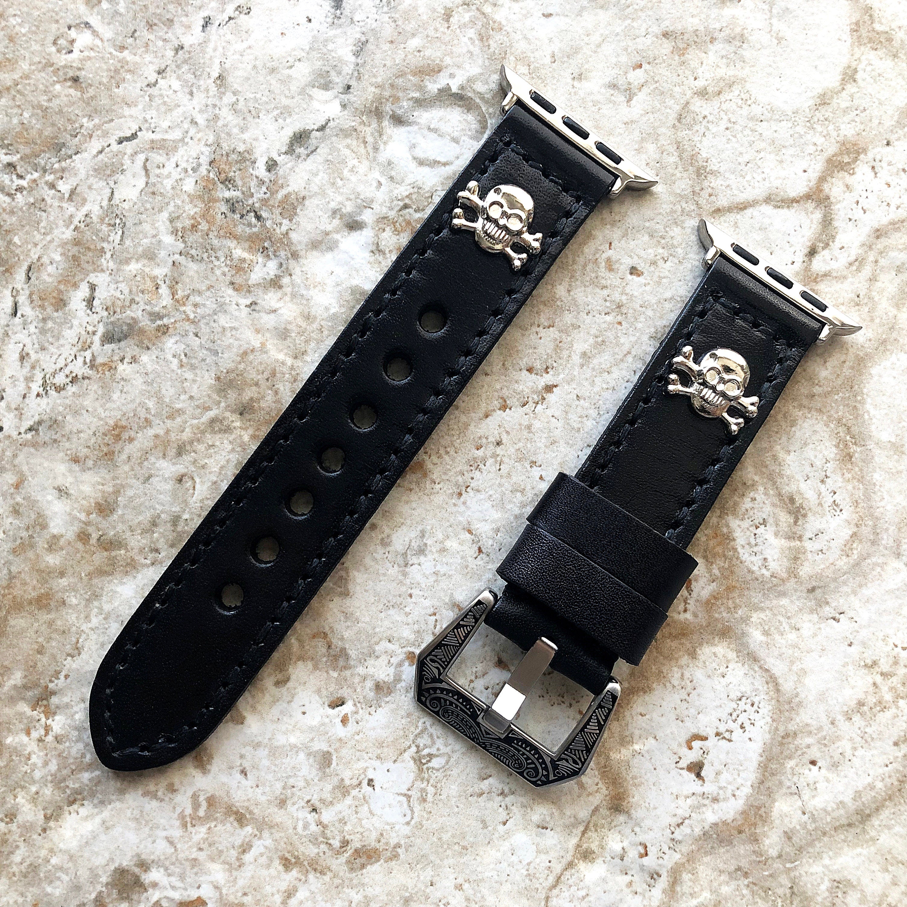 Apple Watch Band Black Leather Metal Rivets Skull Crossbones for Ultra 2 and 9 8 Series iWatch 41mm 45mm 49mm Handmade Bracelet Strap SE